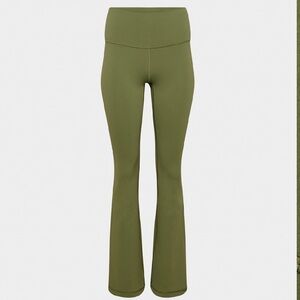 TnaLIFE Atmosphere Flare Hi-Rise - Grove Green